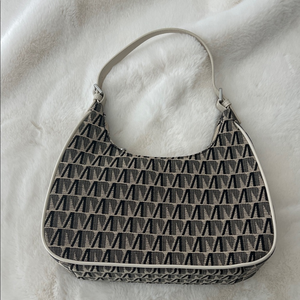 Stylish Black and Cream Women's Bag